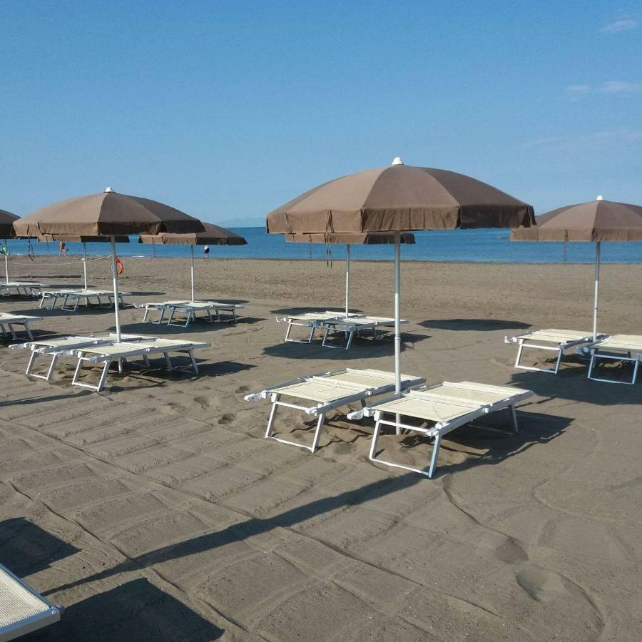 Camping Village Il Gineprino Marina Di Bibbona Exterior foto